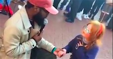 Assistez au moment touchant entre le chanteur Kenny Sway et cette petite fille