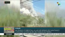 Incendio forestal consume 80 hectáreas de terreno en Santiago de Chile
