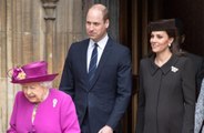 El príncipe Guillermo rinde homenaje a la familia real