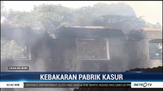 Pabrik Kasus di Pasuruan Terbakar