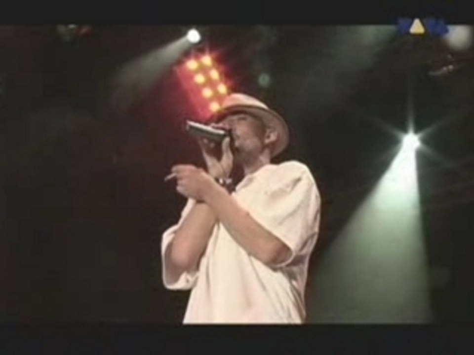 Dem Gone [live at Splash '03] by Gentleman & band!