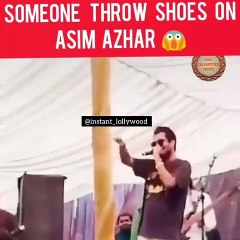 OMG! A Shoe Was Thrown At The Concert Of Asim Azhar