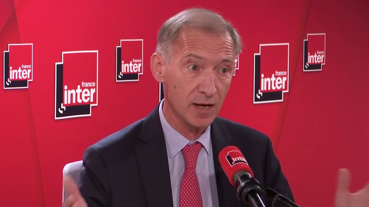 Nicolas Baverez, économiste, juge la stratégie géopolitique d'Emmanuel Macron : "Le fil de ce quinquennat s'est un peu perdu"