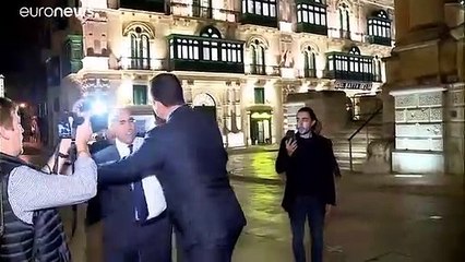 Proteste in Malta - Demonstranten blockieren das Parlament