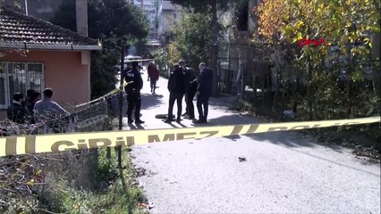 Pendik’te temizlik yapan ekipler rögarda patlamamış mermi buldu