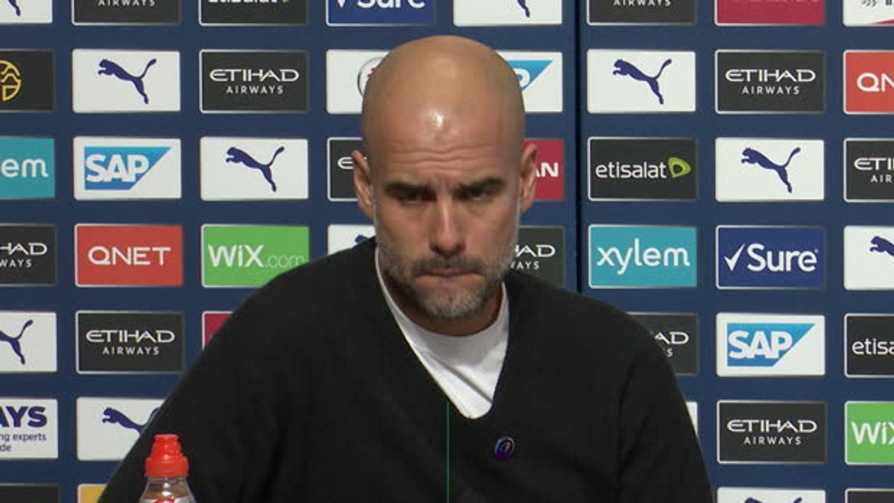 Guardiola gives Fernandinho contract update