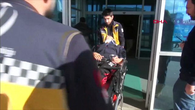 Okulda üzerine kale direği devrilen öğrenci, yaralandı
