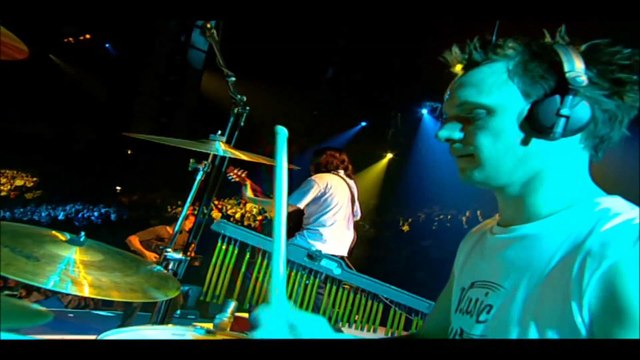 Star Academy — Sur la route – (Gérald de Palmas) | (Le spectacle musical de Star Academy – Enregistré au Forest National de Bruxelles le 21 mai 2002)