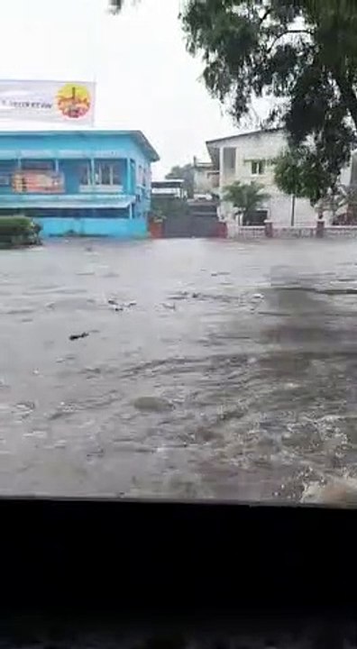 Kinshasa une fois de plus sous l'eau.