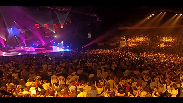 Star Academy — Si fragile – (Patrice Marlone / Patrice Marlone – Frédéric Prévost) | (Le spectacle musical de Star Academy – Enregistré au Forest National de Bruxelles le 21 mai 2002)