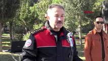 İzmir-motosikletli polis timleri akrobasi şovu yaptı