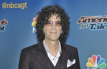 Howard Stern slams Simon Cowell