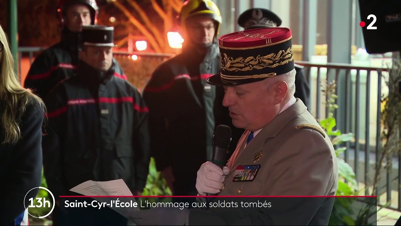 Soldats morts au Mali : l'hommage des élèves mi...