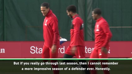 Video herunterladen: Would have been right if Van Dijk had won Ballon D'Or - Klopp