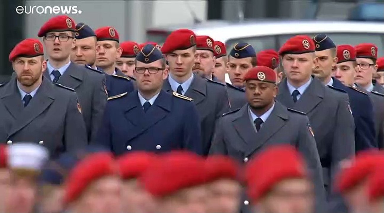 Neonazi-Netzwerk in der Bundeswehr? AKK lässt ermitteln