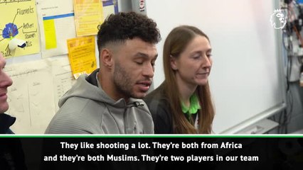 Salah and Mane don't pass! - Ox at diversity day