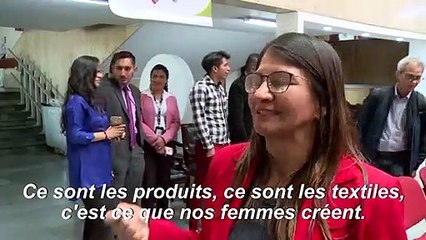 Défilé de mode d'ex-rebelles des FARC au Sénat de Colombie