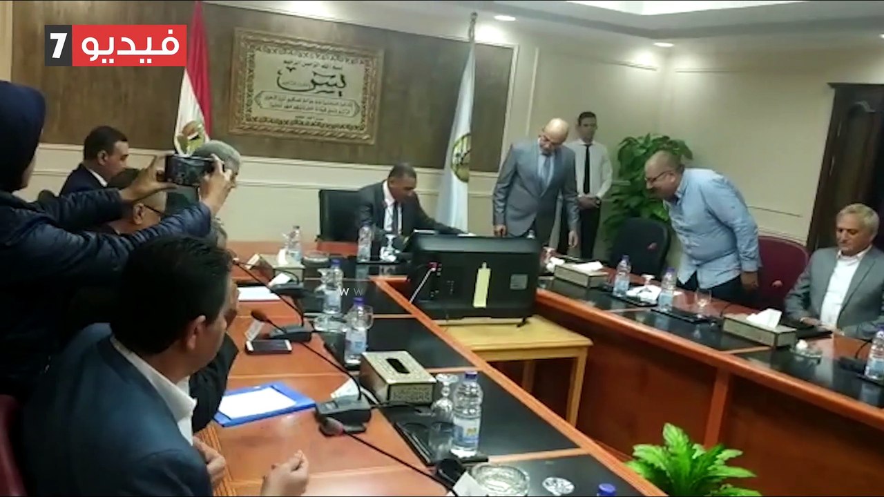 محافظ مطروح الجديد يصل ديوان عام المحافظة لتولى مهام منصبه