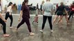 Cour de danse : elles suivent cette fillette de 2 ans au mouvement près !