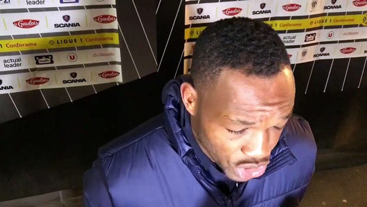 Angers-OM : "Tout le monde défend pour que Marseille gagne" (Mandanda)