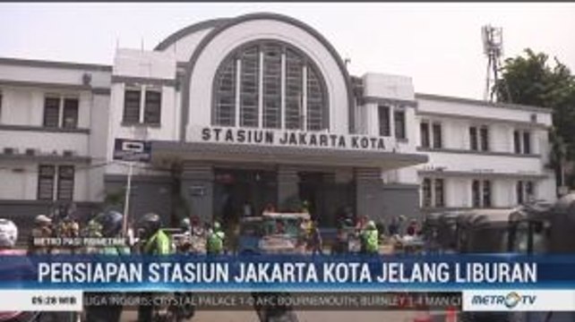 Dirut PT KAI Tinjau Persiapan Stasiun Jakarta Kota Jelang Nataru