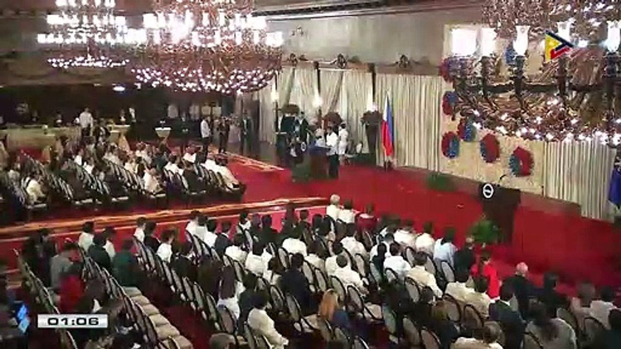 Pres. #Duterte, muling nagbabala vs Maynilad at Manila Water