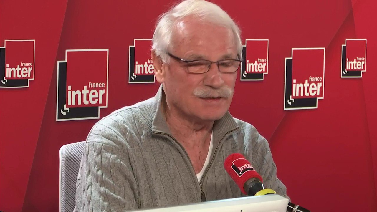 Yann Arthus-Betrand : "Le jour du 'black friday' j'étais comme un con sur mon téléphone pour m'acheter un aspirateur"