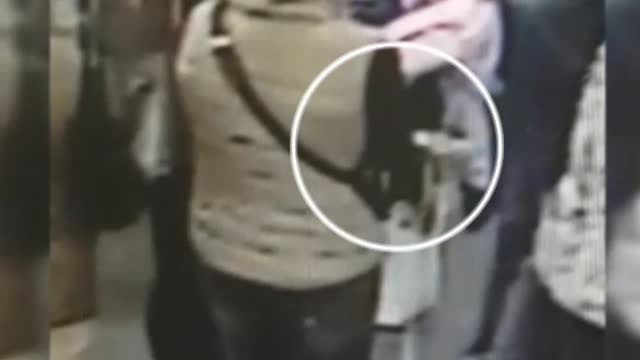 Una farmacia recauda dinero para una mujer a la que robaron la pensión mientras compraba medicinas