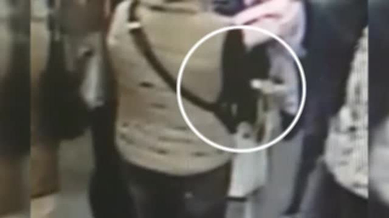 Una farmacia recauda dinero para una mujer a la que robaron la pensión mientras compraba medicinas