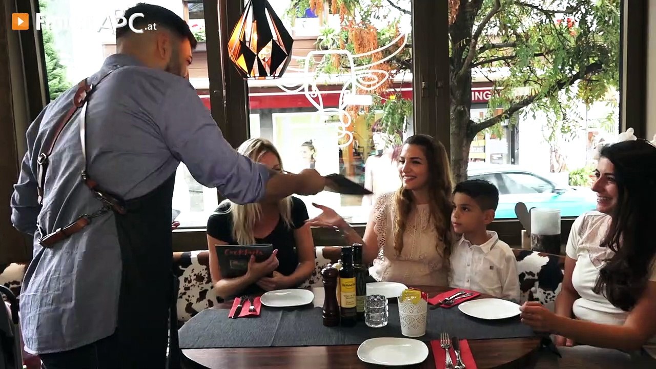 El Toro Steaks & Tapas in Mayrhofen - saftige Burger, knackige Salate & spanische Weine