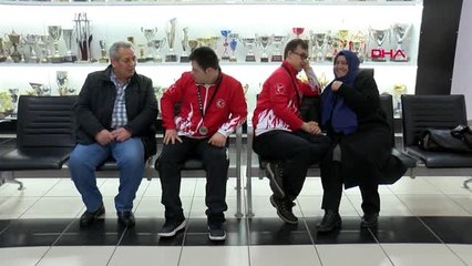 Down sendromlu sporcuların dünya şampiyonluğu gururu