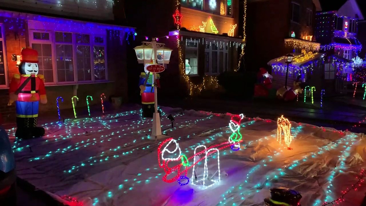 Stone Brig Christmas lights