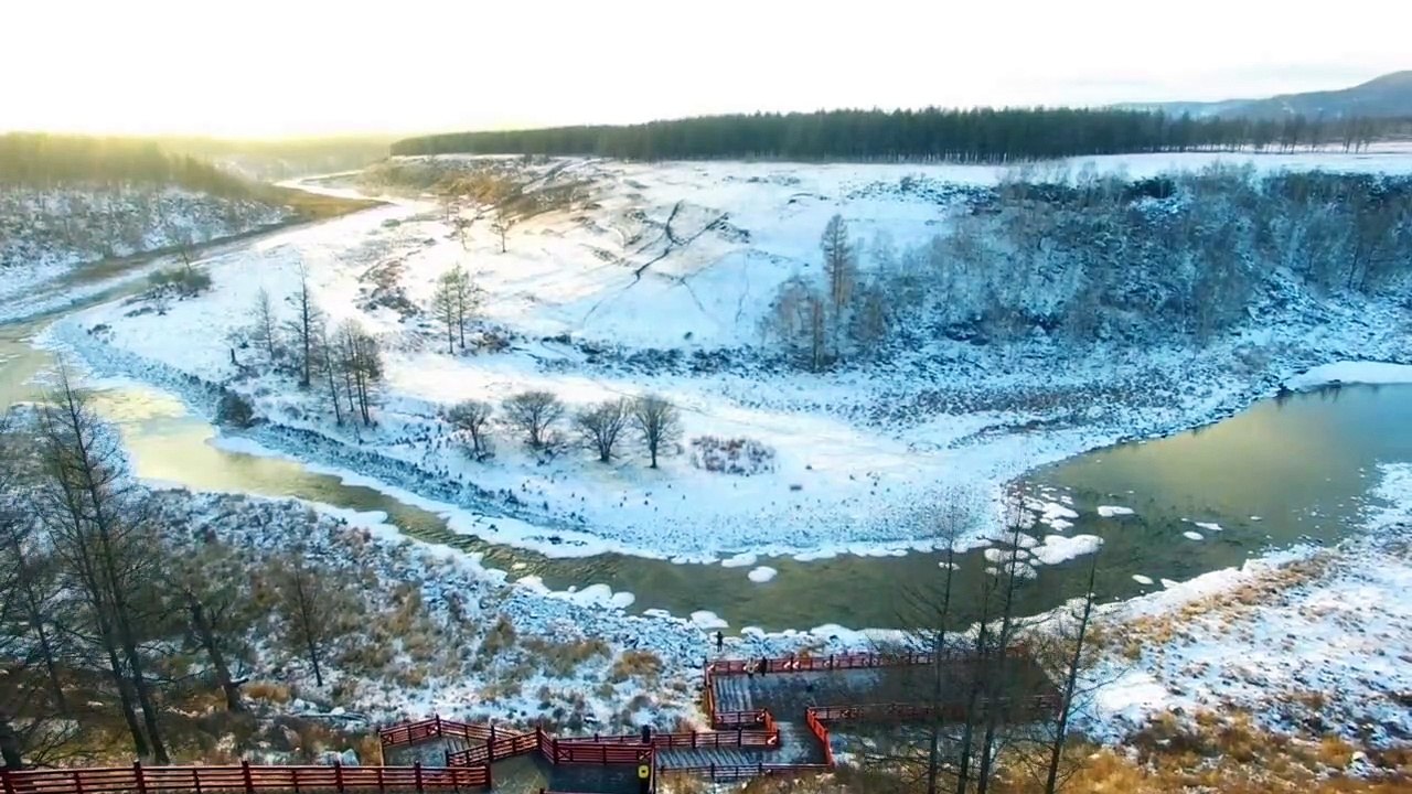 Stunning footage showcases river in China's Inner Mongolia that has never frozen over