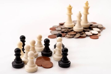 Au Royaume-Uni, 5 familles sont aussi riches que 13 millions d'anglais