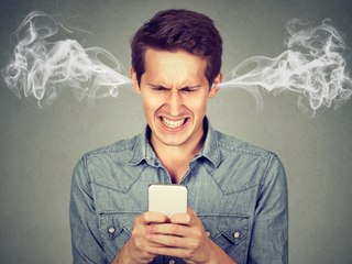 Neue Umfrage: Junge Menschen sind durch digitale Medien gestresst