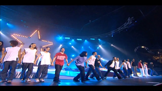 Star Academy — J'attend l'amour – (Johanna Denker – Adapt. Françoise : Jeanne Ermilova) | (Le spectacle musical de Star Academy – Enregistré au Forest National de Bruxelles le 21 mai 2002)