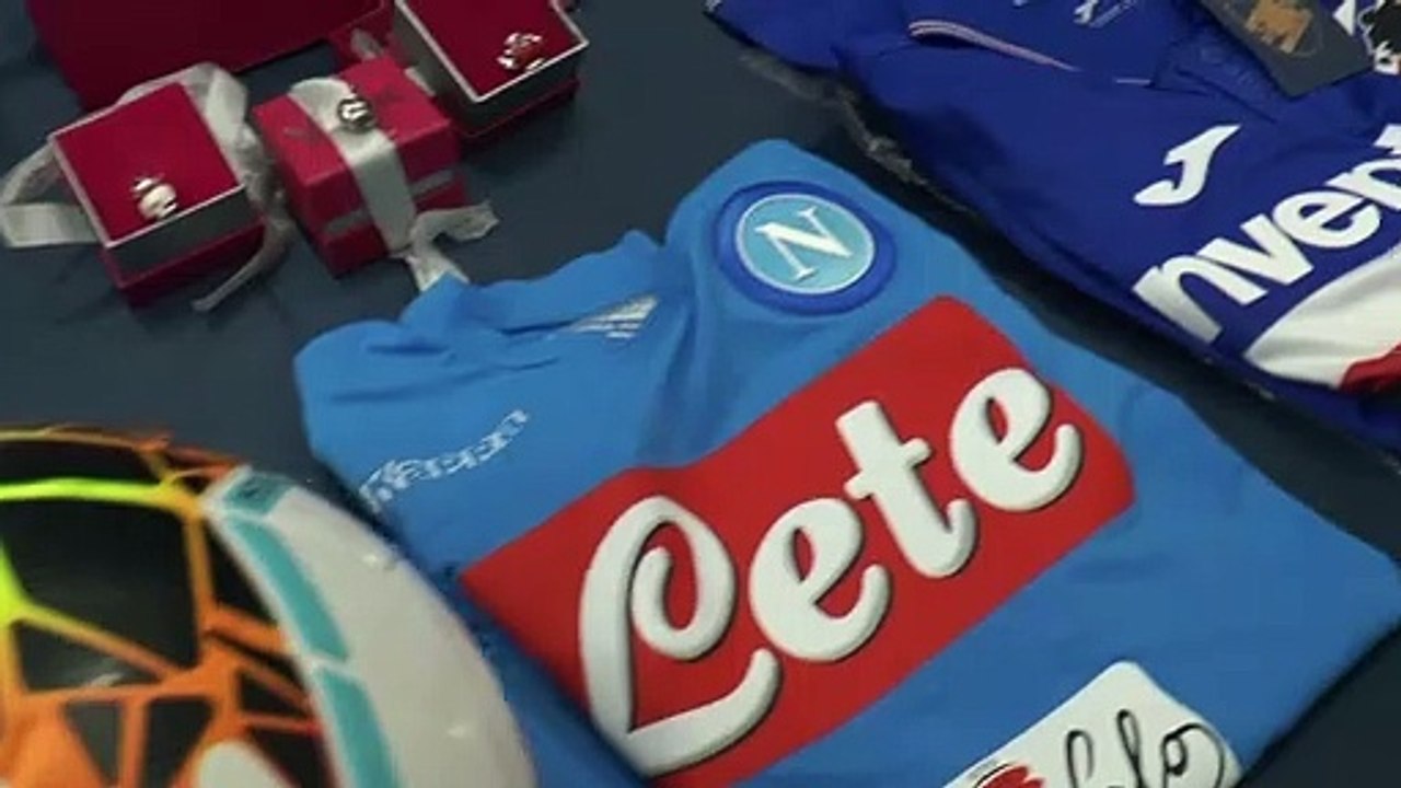 Napoli - Festa di beneficenza dei Farmacisti Fast. All'asta maglia di Mertens (04.12.19)