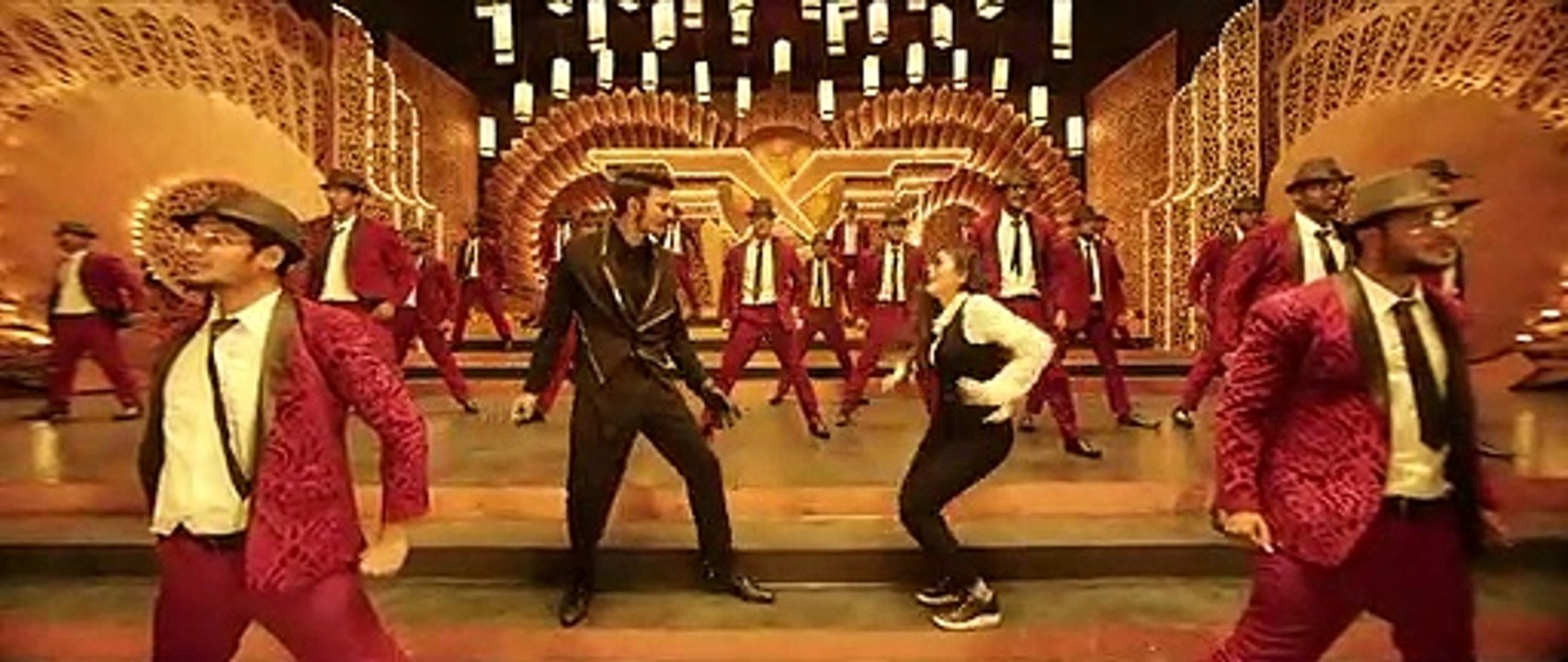 Maari_2_-_Rowdy_Baby_(Video_Song)___Dhanush,_Sai_Pallavi___Yuvan_Shankar_Raja___Balaji_Mohan