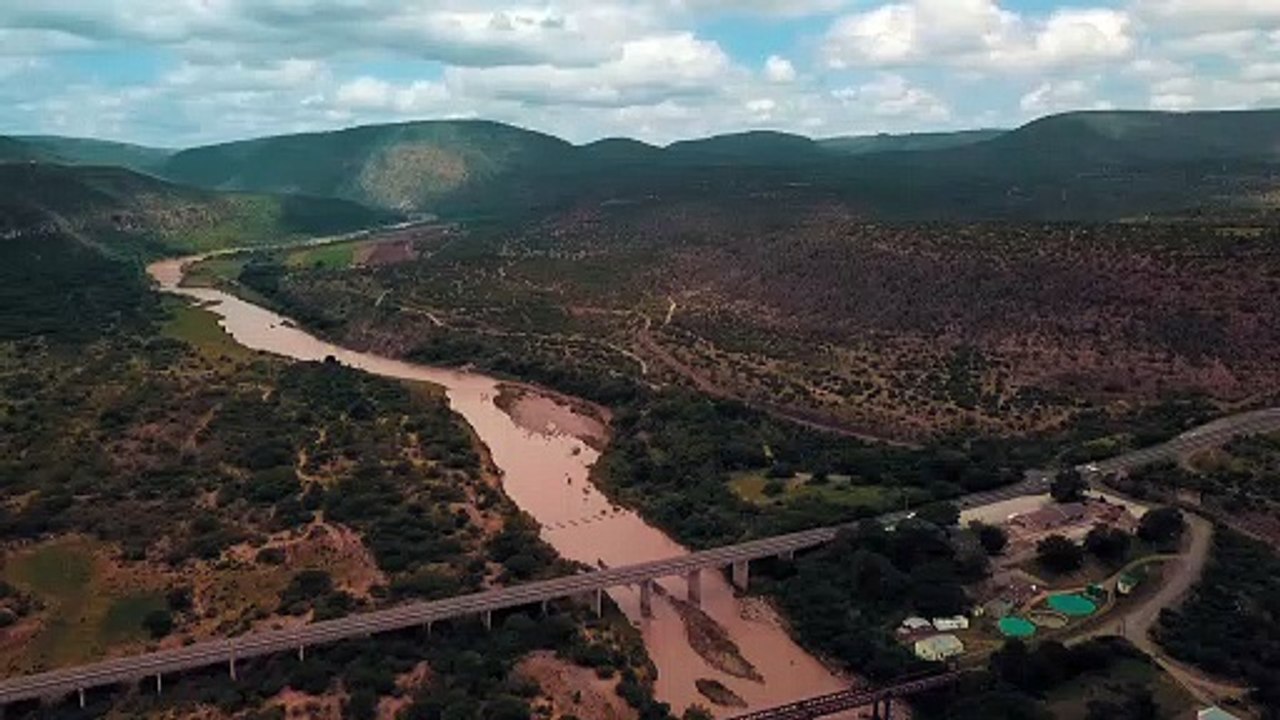 Taryn Elliott - Aerial footage Of Bridges - Nature (No Copyright Video 63) [4K]