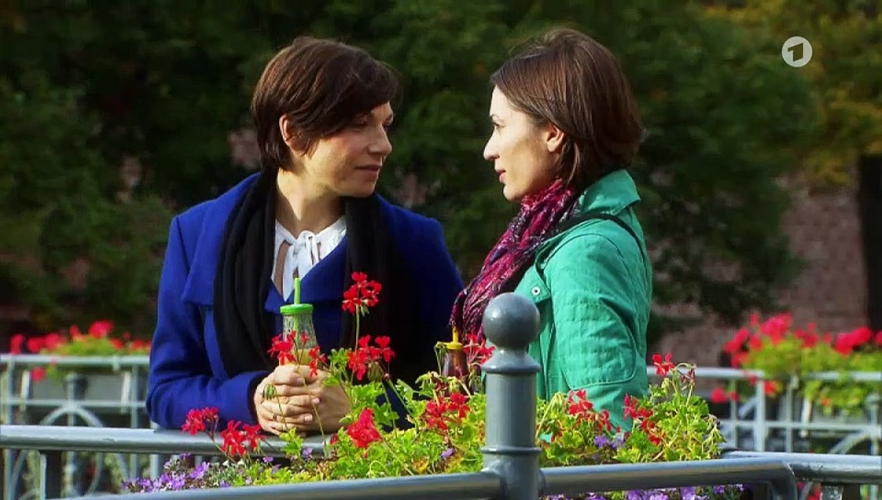 Isabelle & Eliane - 35 french, eng subtitles