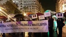 Protesta feminista contra la actuación de Plácido Domingo en el Palau de les Arts de Valencia: 