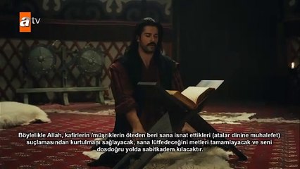 Burak Özçivit Fetih suresini okudu