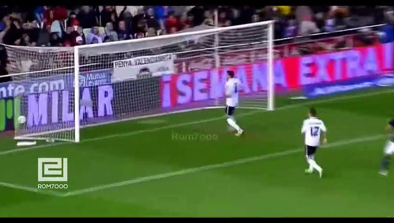 Xabi Alonso Pass is the Classiest Thing Ever