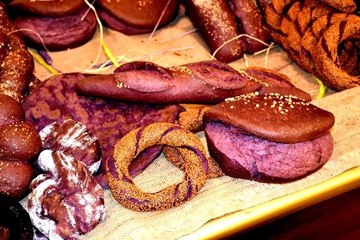 Dünyada ilk kez Malatya'da üretilen 'mor ekmek' büyük ilgi görüyor