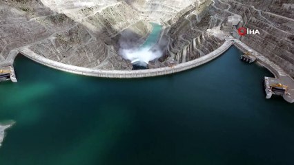 Dev projenin sadece gövdesine 2.2 milyon metreküp beton döküldü