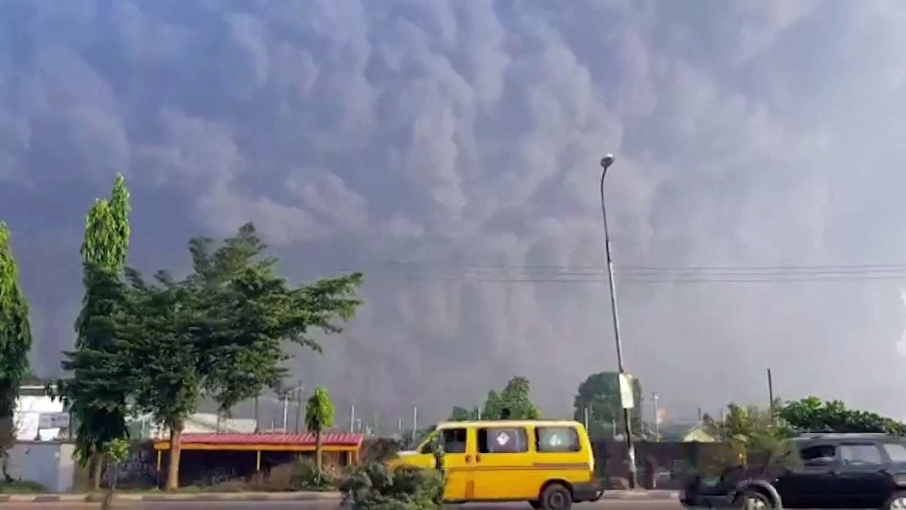 Pipeline explosion rocks Lagos