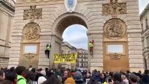 Fransa'da genel grev başladı