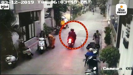 કાપોદ્રામાં 5.36 લાખ રૂપિયાના ઘરેણાં ભરેલી બેગ છીનવી બાઇકર્સ ફરાર, CCTV