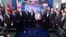 Cumhurbaşkanı Yardımcısı Oktay ve Ticaret Bakanı Pekcan, Türkiye Kooperatifler Fuarı'nı gezdi