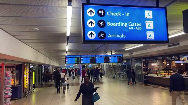 South African Airways gets $272 mln lifeline as it enters business rescue